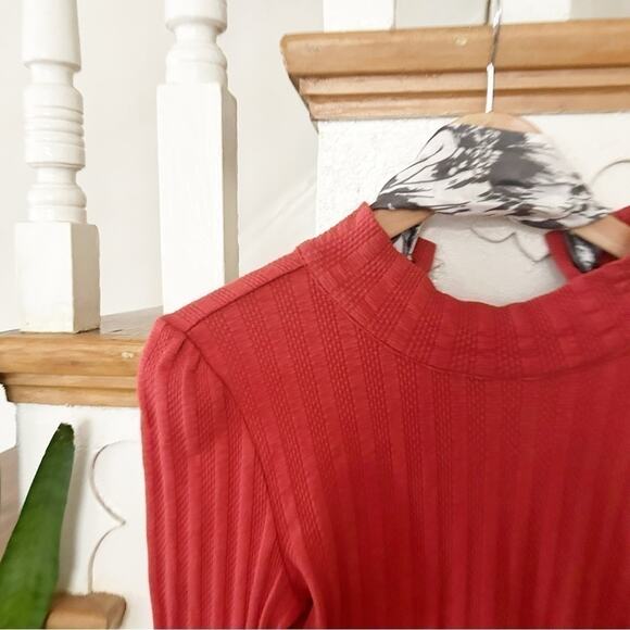 Free People Rust Red Party In The Back Long Sleeve Mock Neck Top Size S - Picture 5 of 8